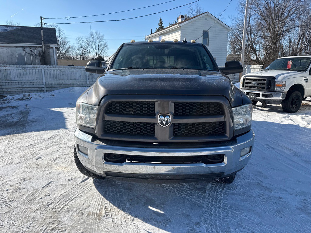 2014 RAM 2500 Image 2