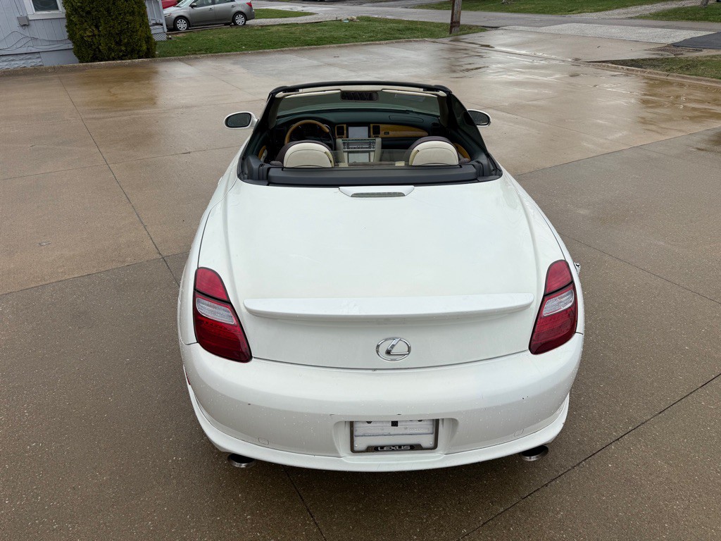 2002 Lexus SC Image 6