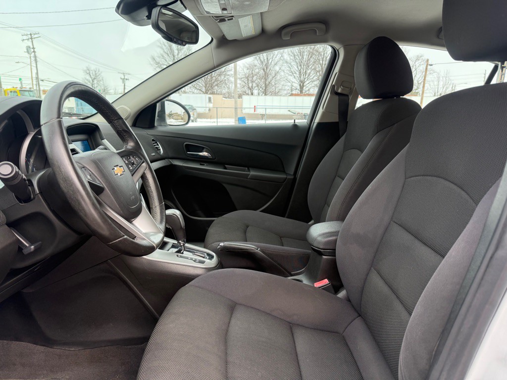 2012 Chevrolet Cruze Image 9