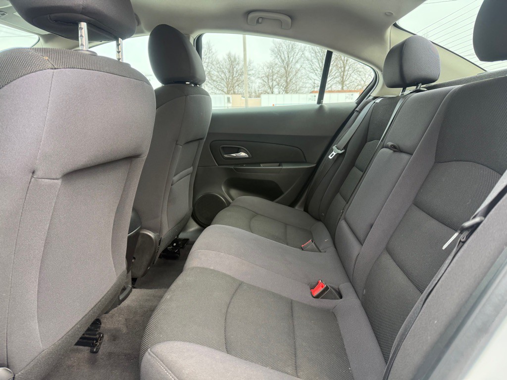 2012 Chevrolet Cruze Image 12