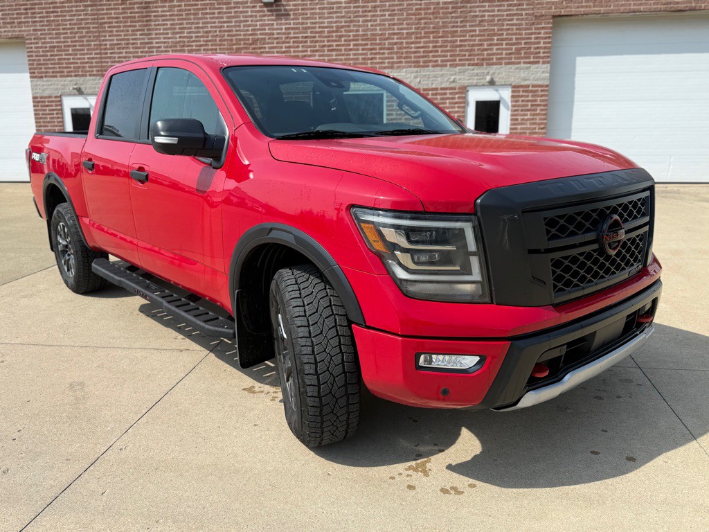 2024 Nissan Titan Image 3