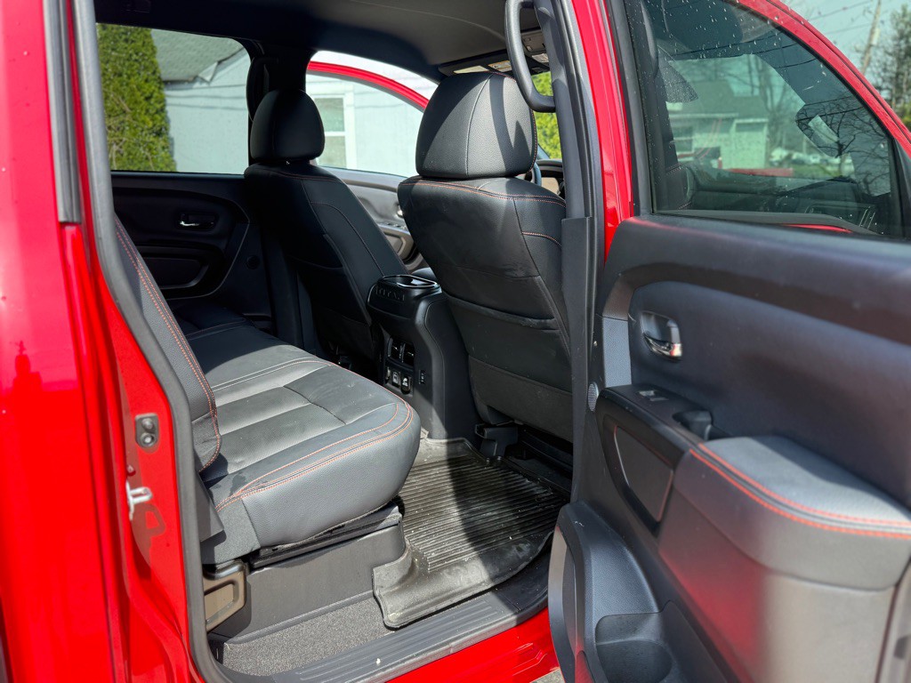2024 Nissan Titan Image 13