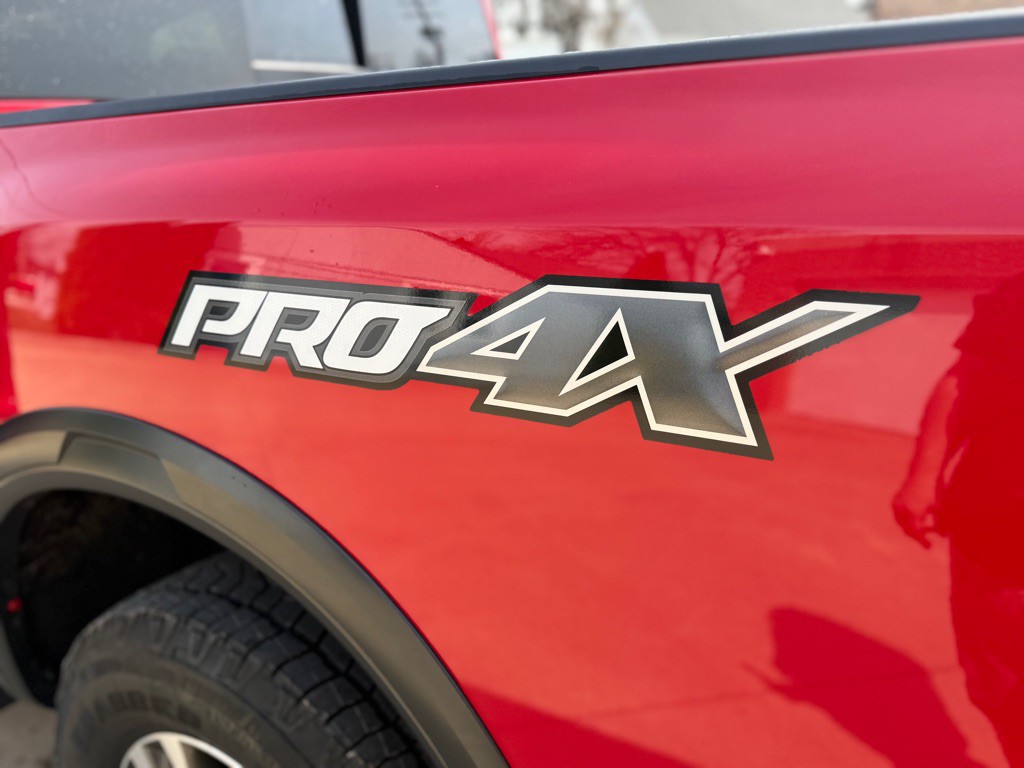 2024 Nissan Titan Image 21