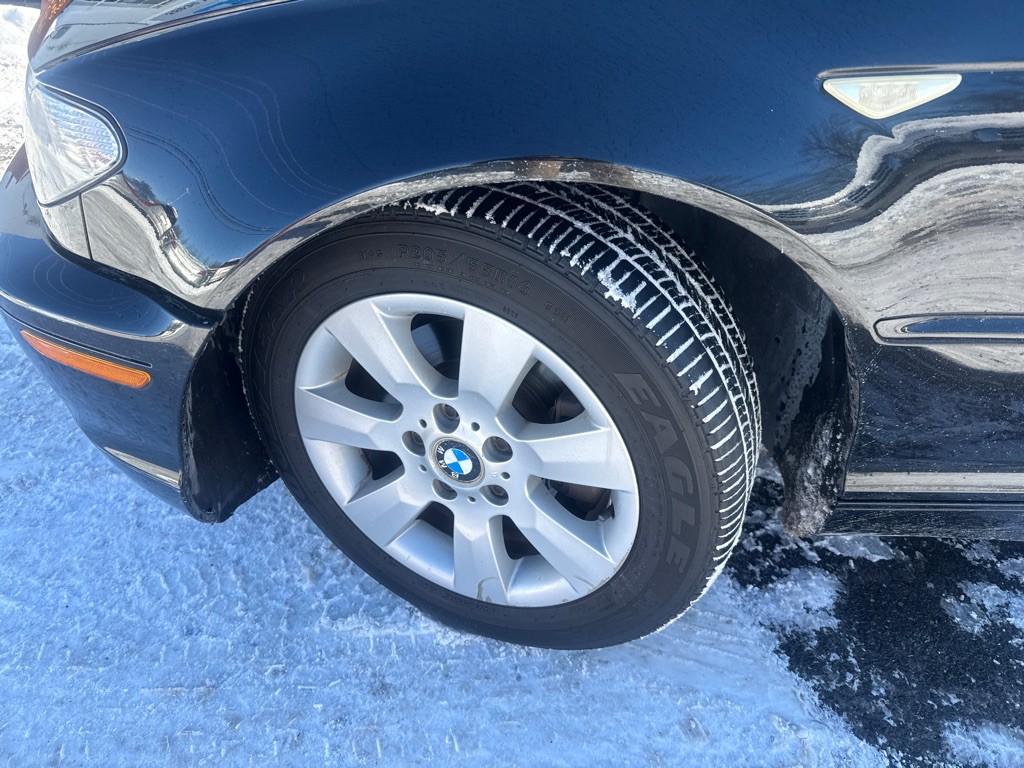 2006 BMW 3 Series Image 17