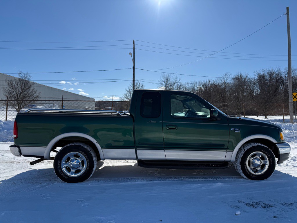 2000 Ford F-150 Image 2