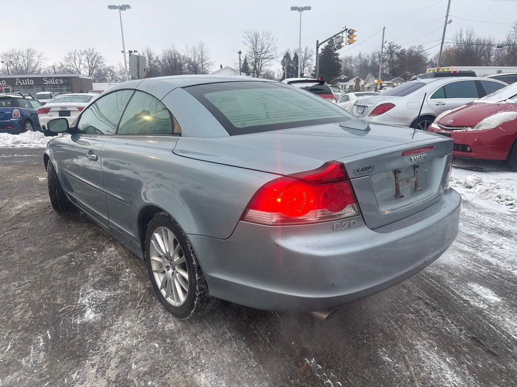 2008 Volvo C70 Image 8
