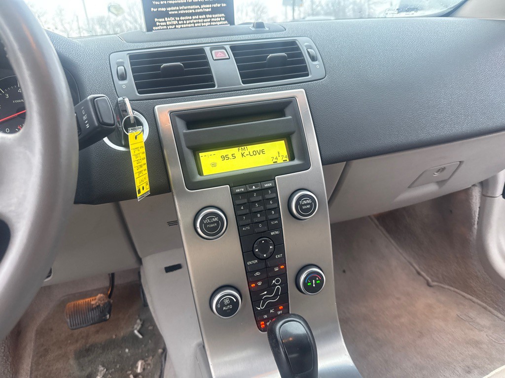 2008 Volvo C70 Image 16