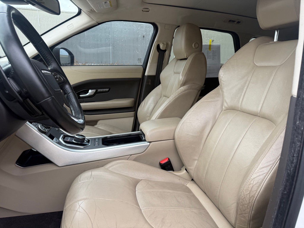 2017 Land Rover Range Rover Evoque Image 9