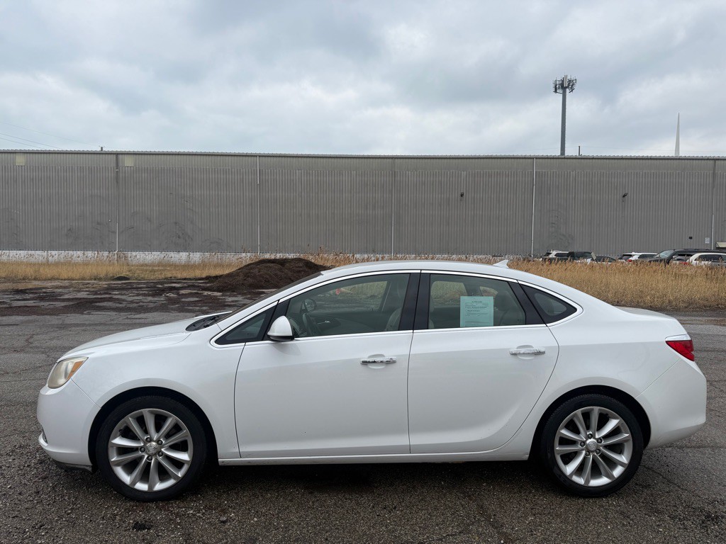2012 Buick Verano Image 6