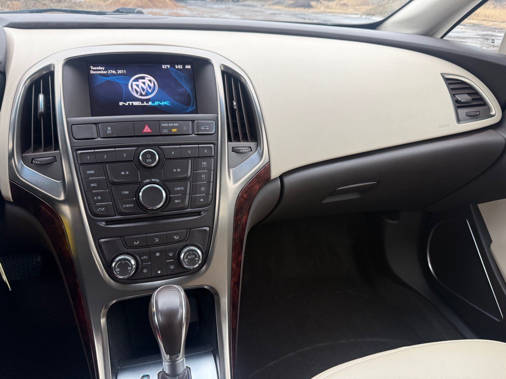 2012 Buick Verano Image 13