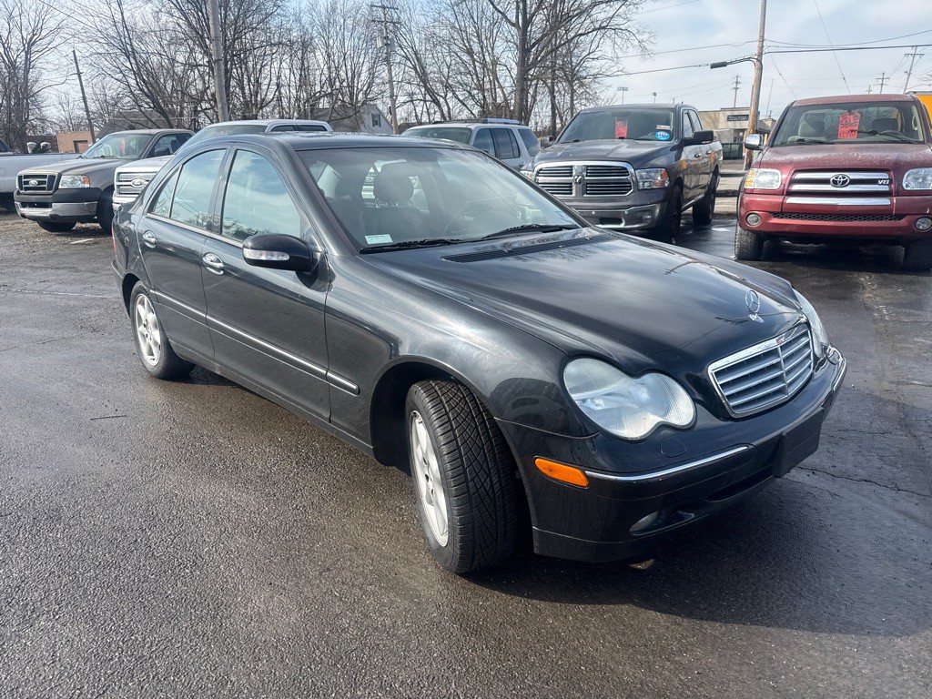 2003 Mercedes-Benz C-Class Image 3