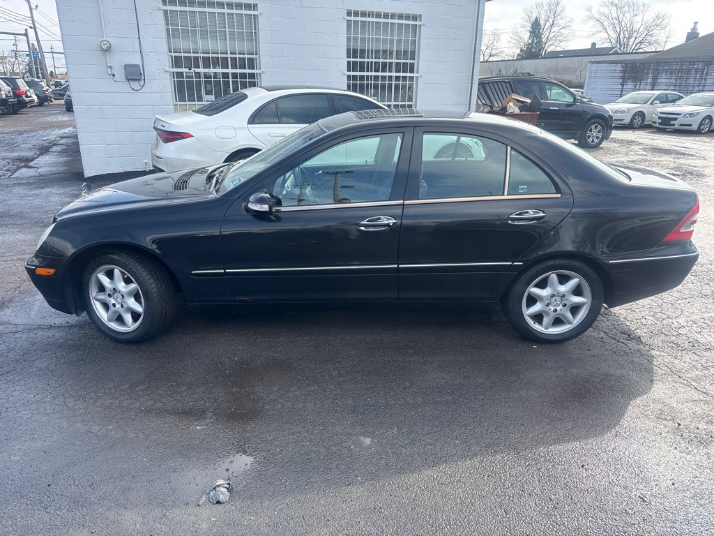 2003 Mercedes-Benz C-Class Image 5
