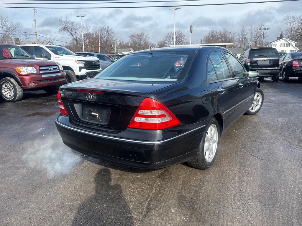 2003 Mercedes-Benz C-Class Image 6