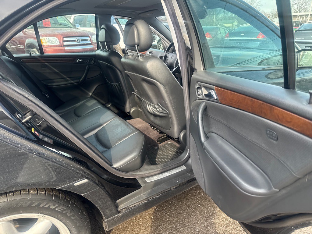 2003 Mercedes-Benz C-Class Image 13