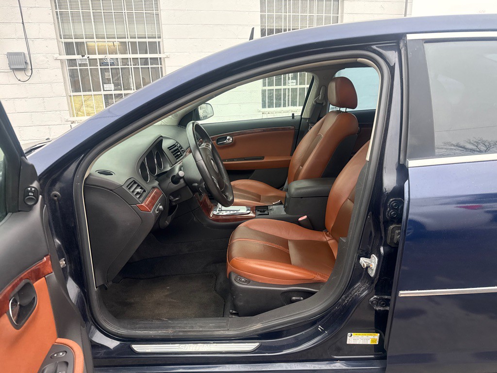 2007 Saturn Aura Image 10