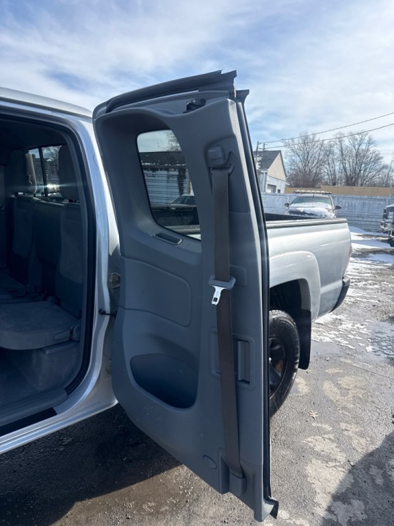 2010 Toyota Tacoma Image 18