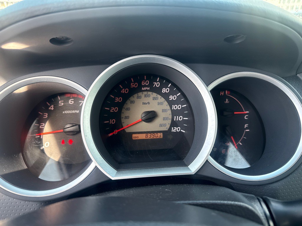 2010 Toyota Tacoma Image 19