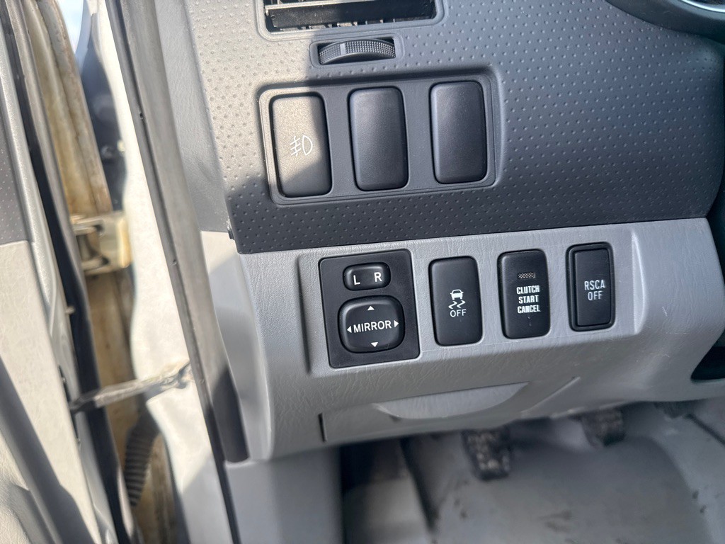 2010 Toyota Tacoma Image 20