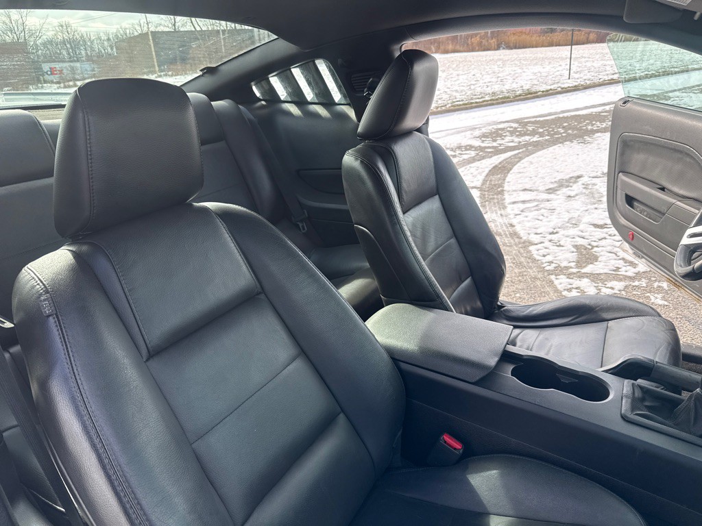 2007 Ford Mustang Image 16