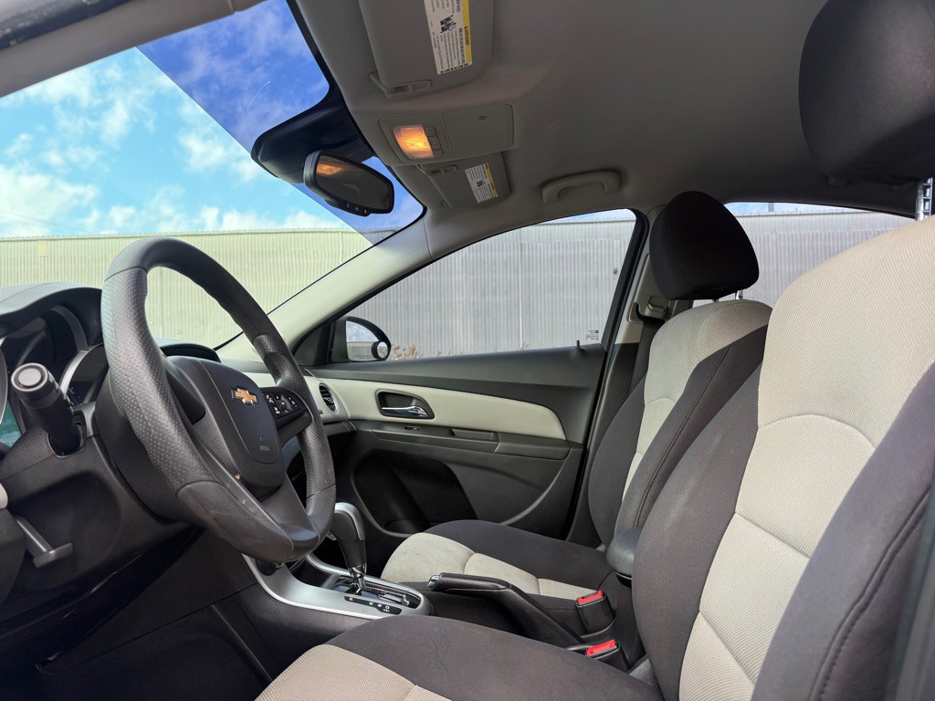 2014 Chevrolet Cruze Image 9