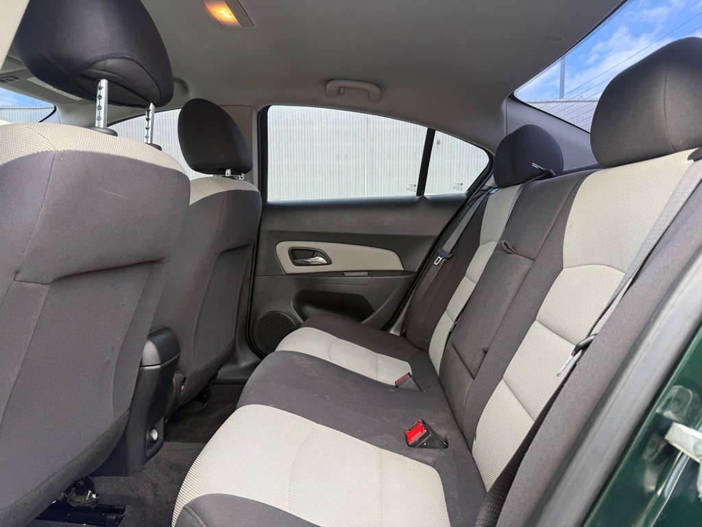 2014 Chevrolet Cruze Image 12