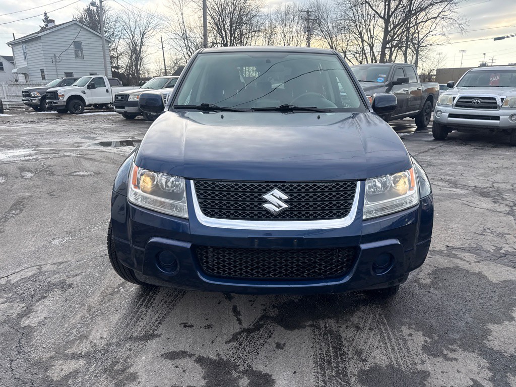 2010 Suzuki Grand Vitara Image 2