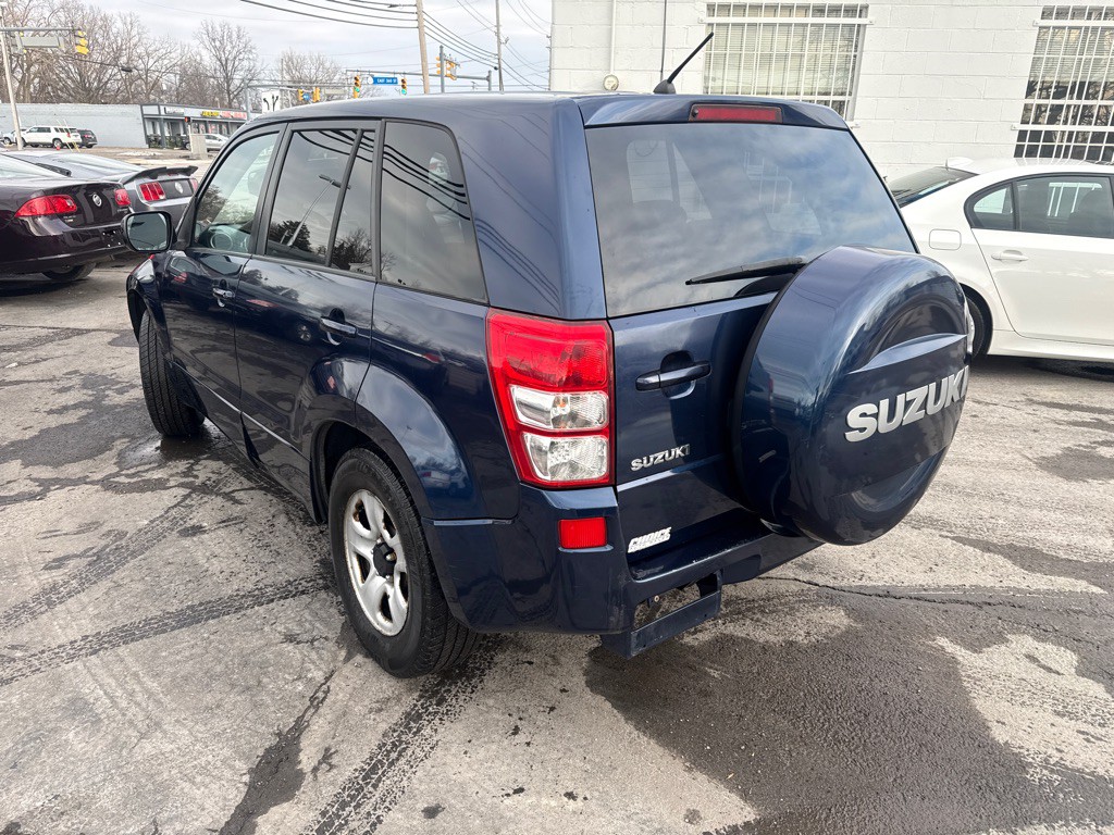 2010 Suzuki Grand Vitara Image 8