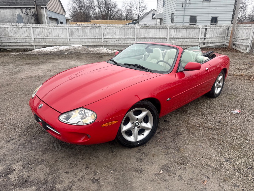 2000 Jaguar XK-Series Image 1