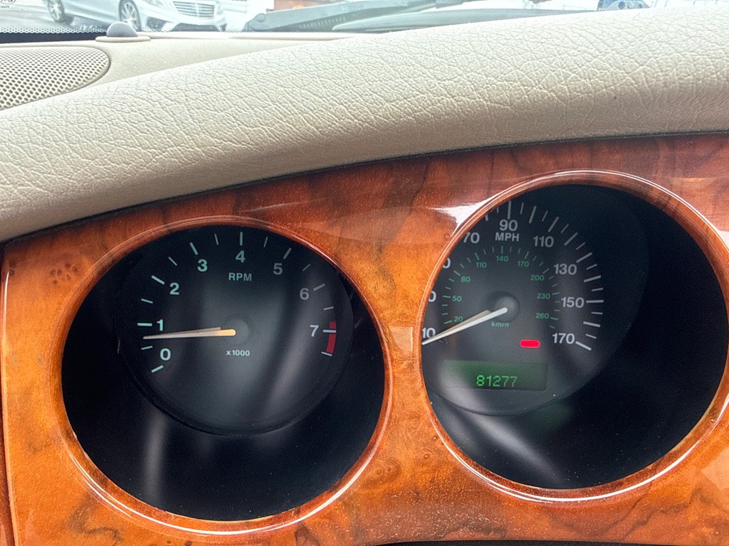 2000 Jaguar XK-Series Image 15