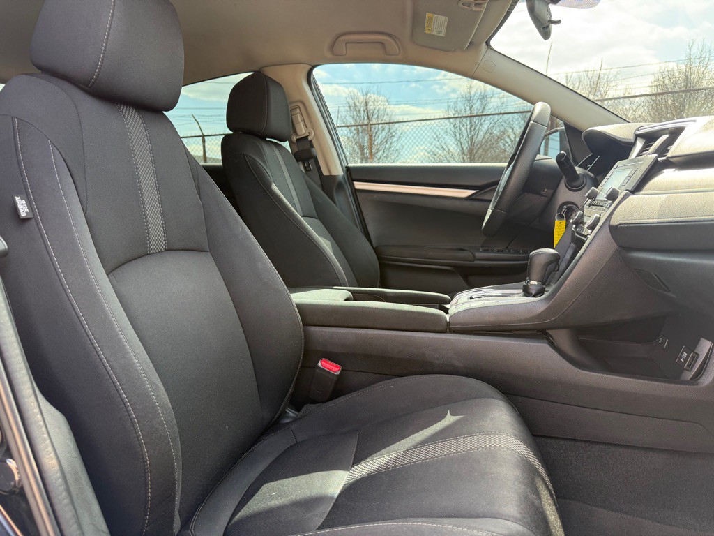 2019 Honda Civic Image 8