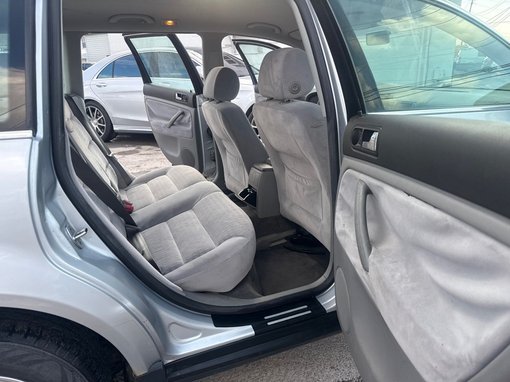 2002 Volkswagen Passat Image 13