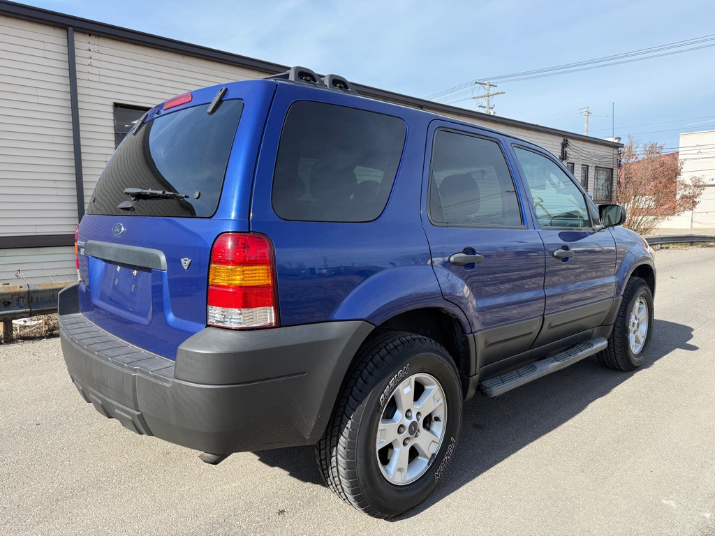 2006 Ford Escape Image 3