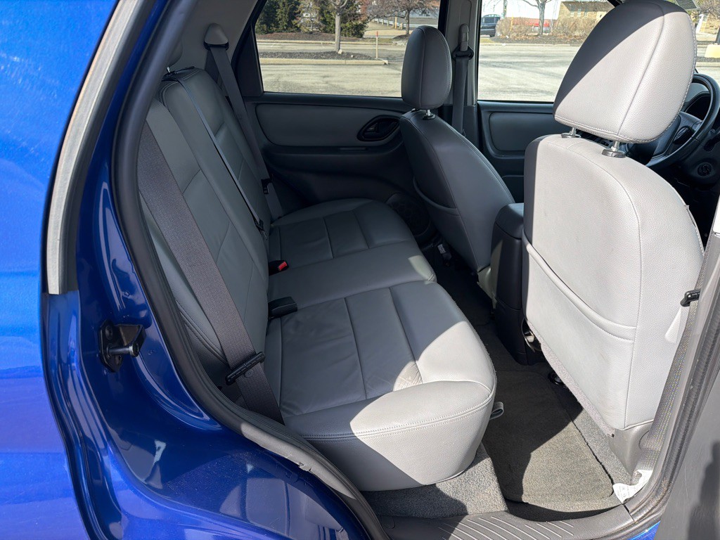 2006 Ford Escape Image 11