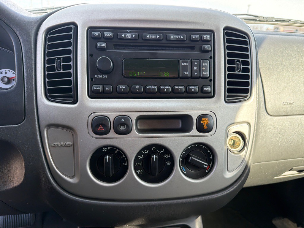 2006 Ford Escape Image 12