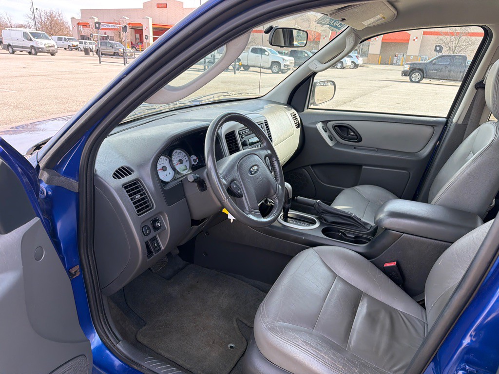 2006 Ford Escape Image 16