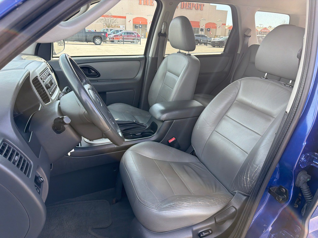 2006 Ford Escape Image 17