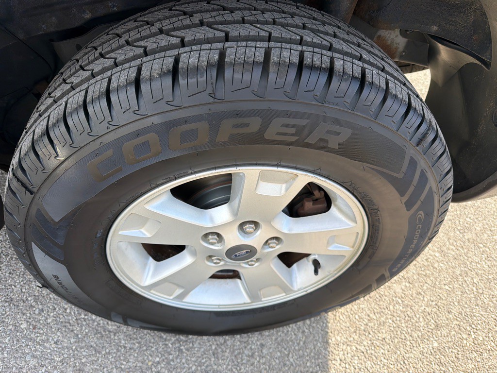 2006 Ford Escape Image 19