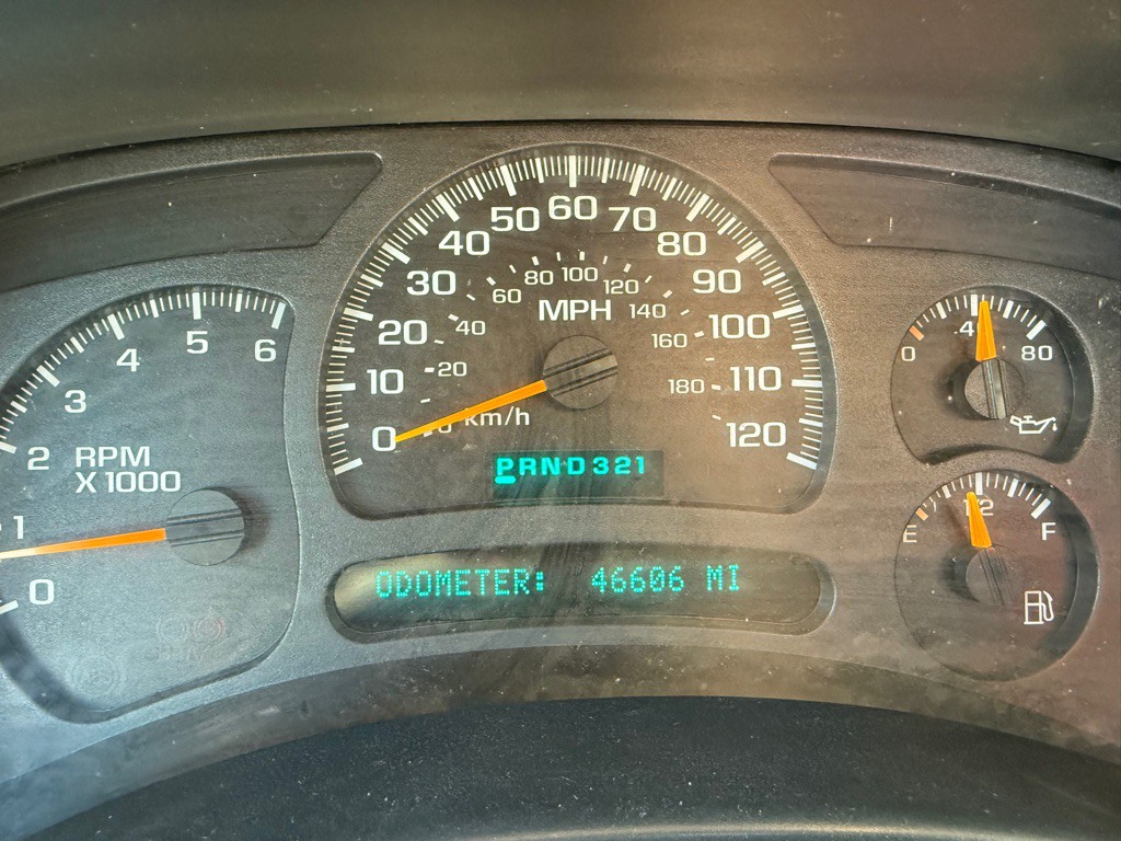 2003 Chevrolet Silverado 1500 Image 11