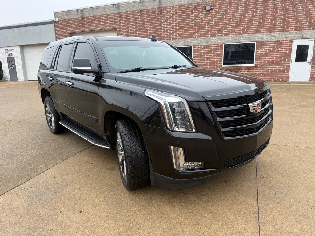 2020 Cadillac Escalade Image 3