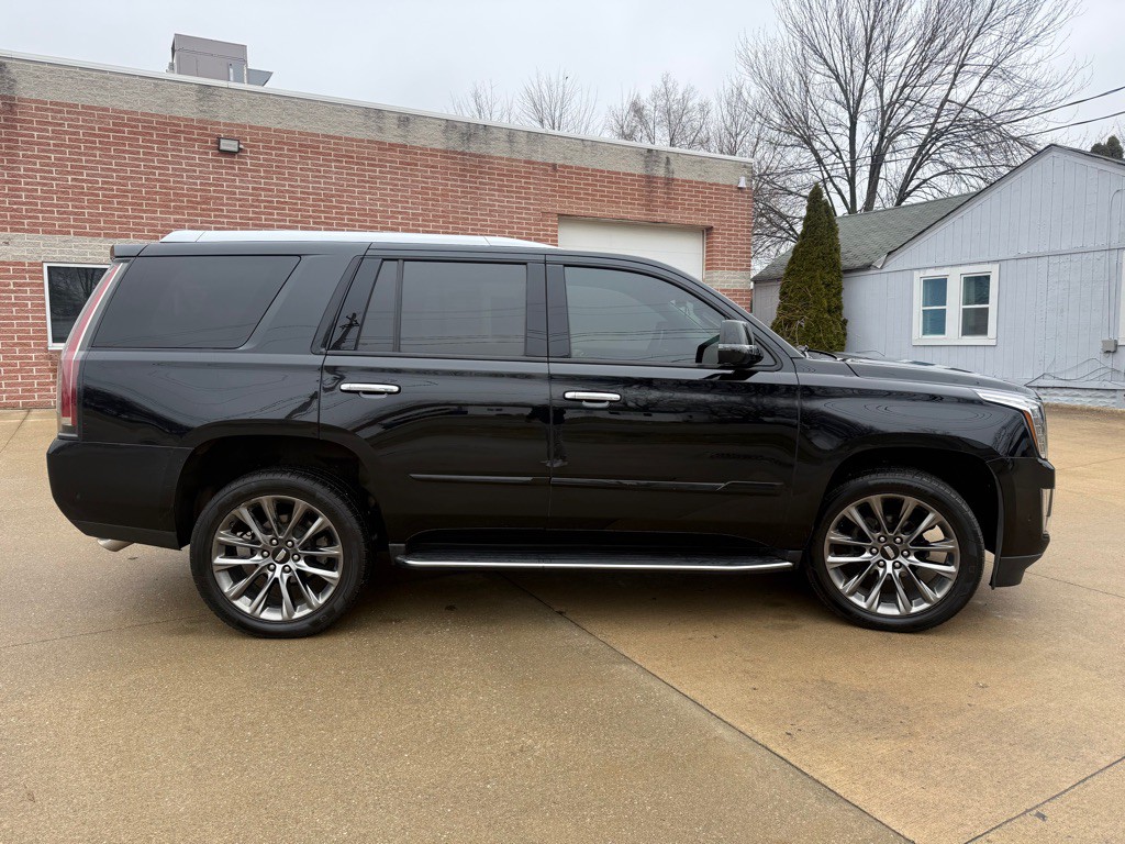 2020 Cadillac Escalade Image 4