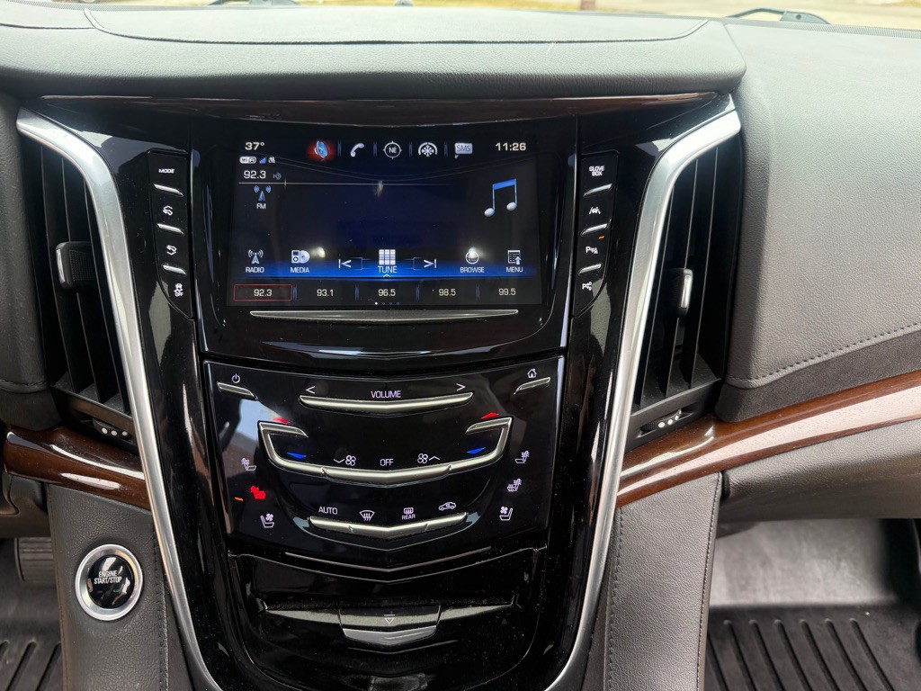 2020 Cadillac Escalade Image 19