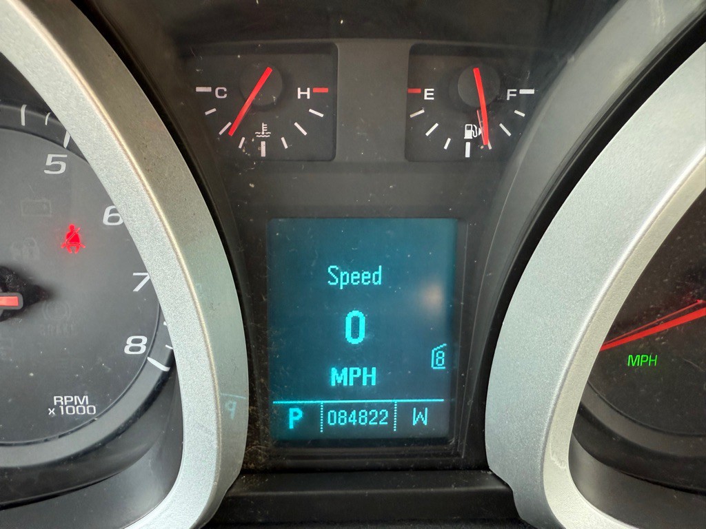 2011 Chevrolet Equinox Image 12