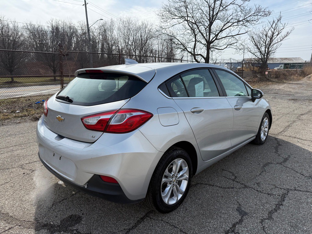2019 Chevrolet Cruze Image 6