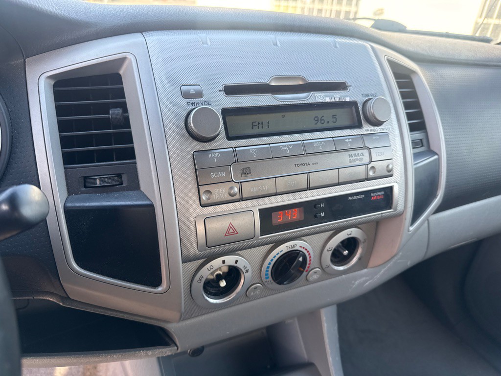 2009 Toyota Tacoma Image 15