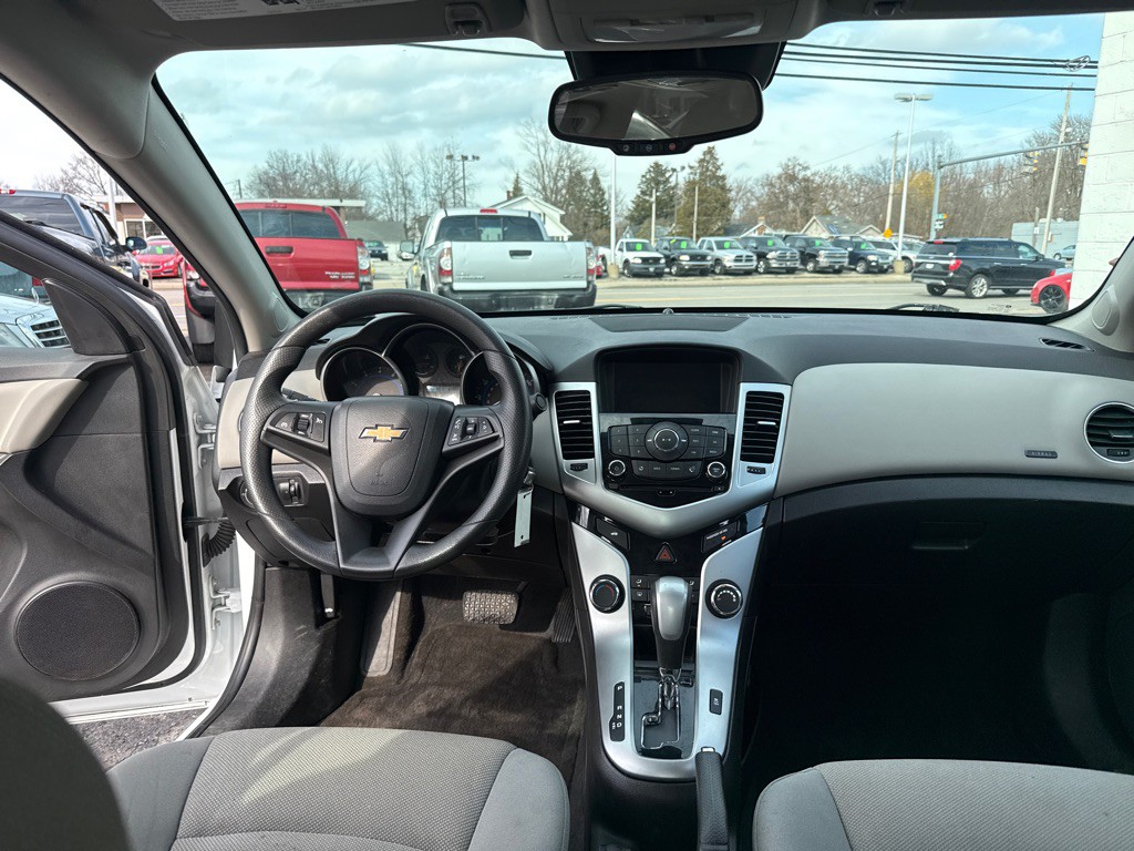 2016 Chevrolet Cruze Image 9