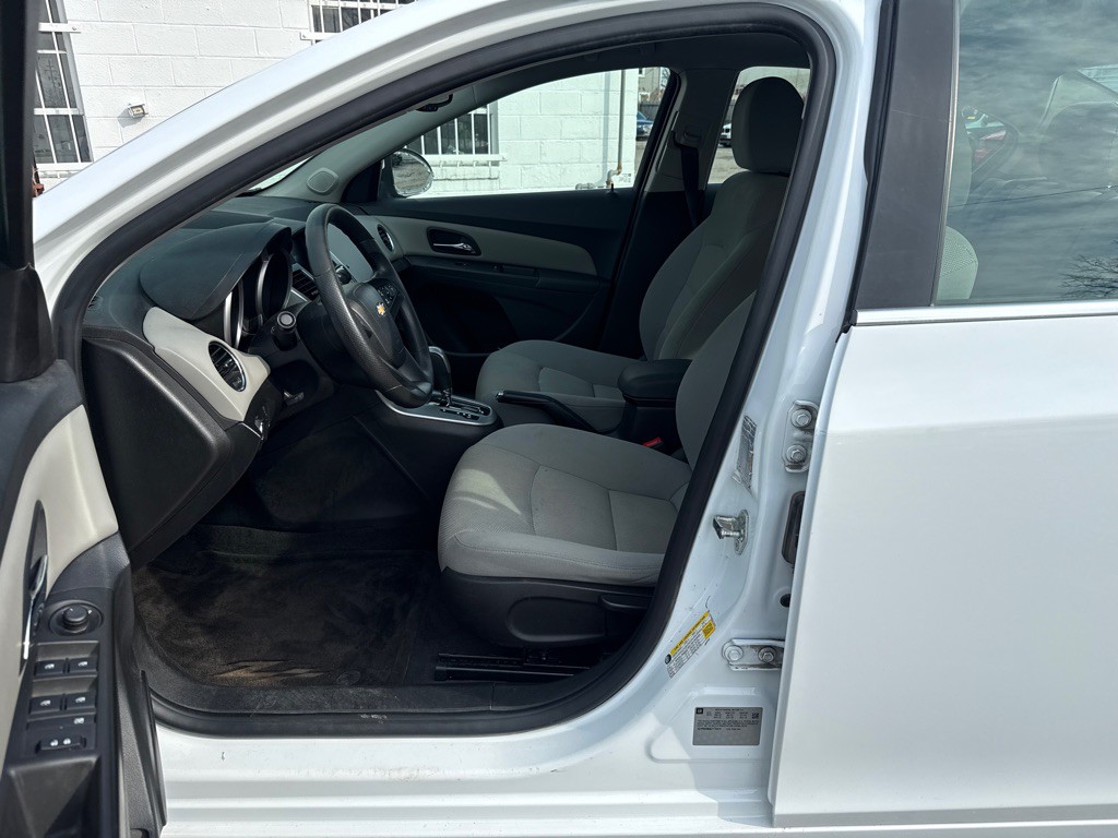 2016 Chevrolet Cruze Image 10