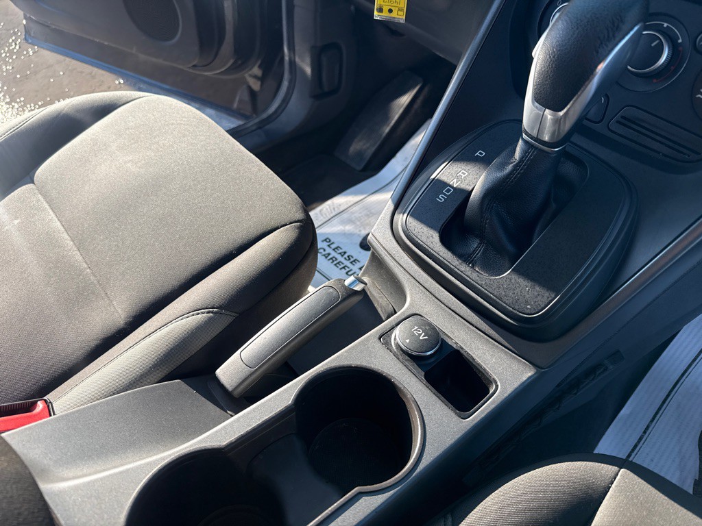 2015 Ford Escape Image 16