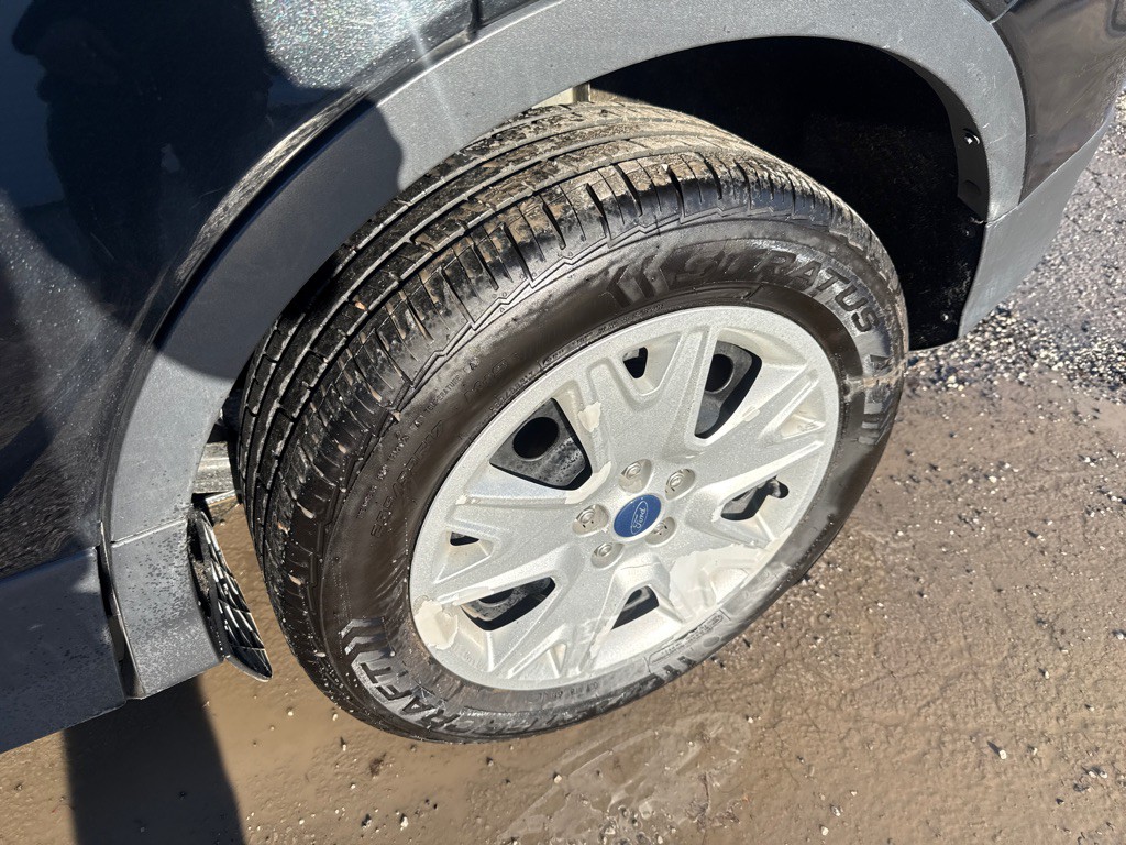 2015 Ford Escape Image 17