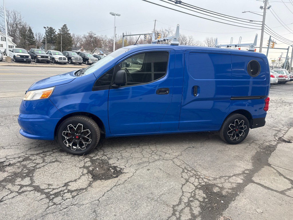 2015 Chevrolet Express Image 5