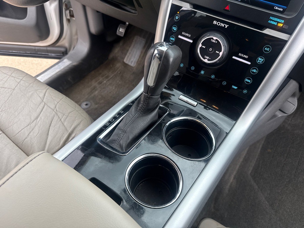 2013 Ford Edge Image 16